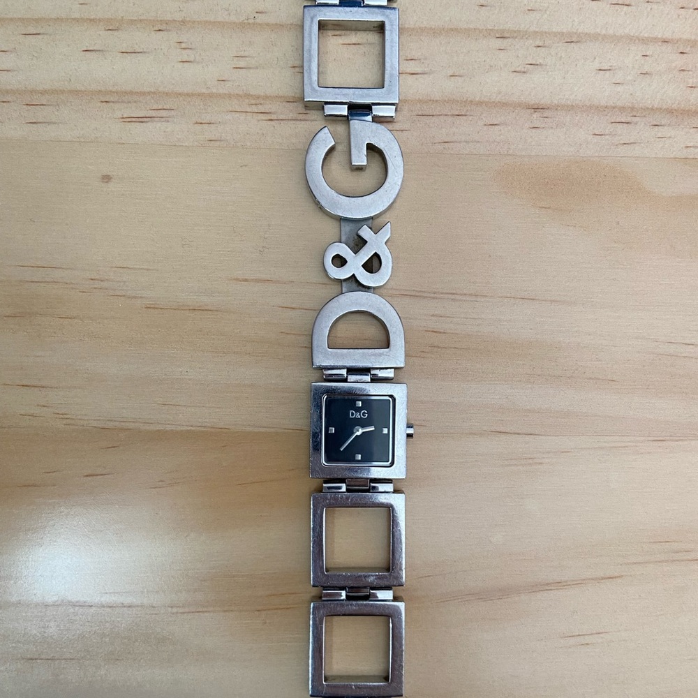 watch like new, D&G